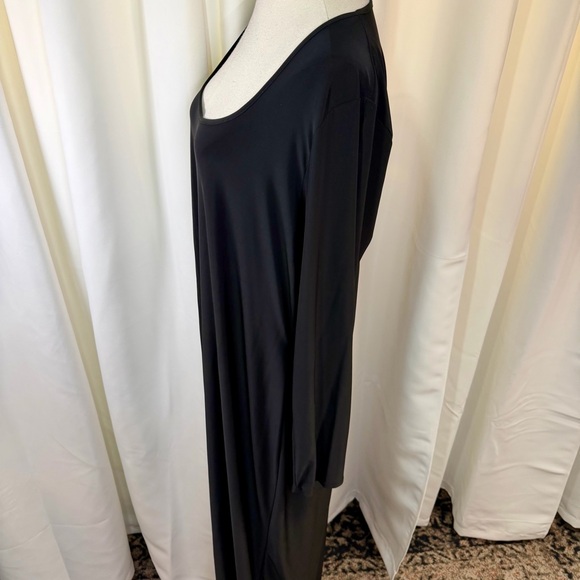 NWT Boohoo ‘Plus Premium Heavy Weight Slinky Long Sleeve Maxi Dress’ in Black 22 - Picture 9 of 14
